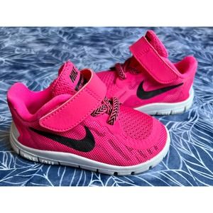 🚫 SOLD 🚫 Nike Free 5.0 Hot Pink Toddler Shoes